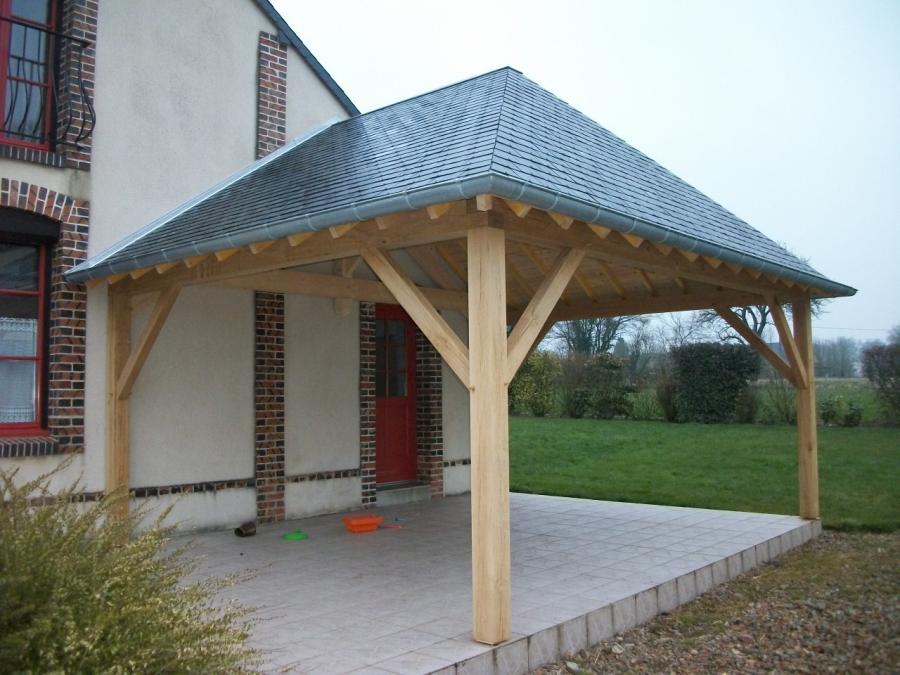 Réalisation d'un pergolas ossature bois et couverture en ardoise